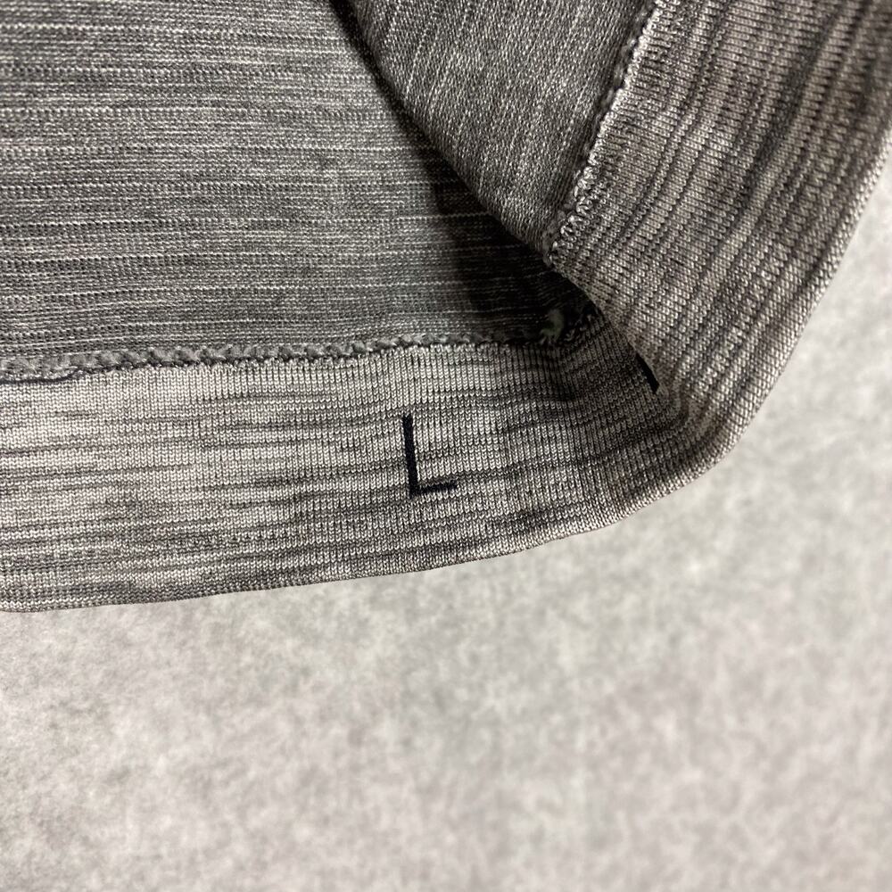 Lululemon Shirt Mens Size L Metal Vent Tech Short Sleeve V Neck in Slate White - Picture 8 of 8